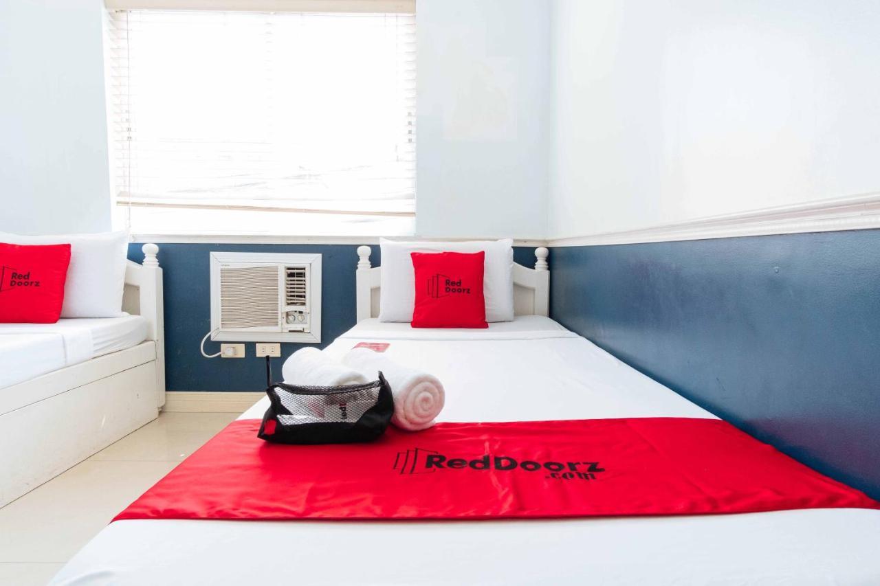 Reddoorz @ Bonifacio St Cebu Hotel Eksteriør billede